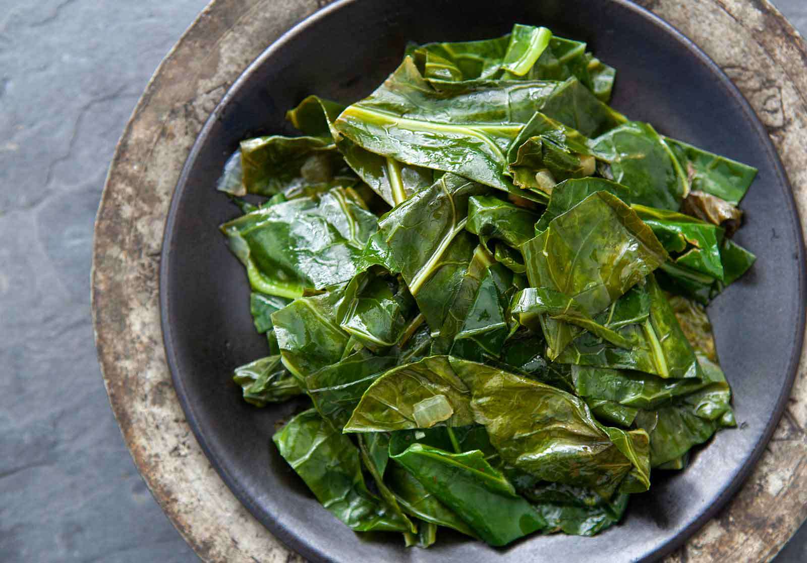 Cooking Greens on the Stove: Achieving Perfectly Tender缩略图