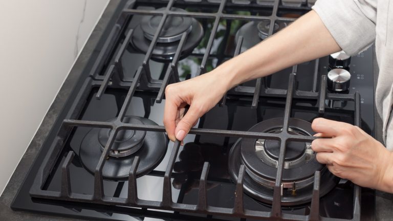 The Ultimate Guide to Cleaning Stove Grates缩略图
