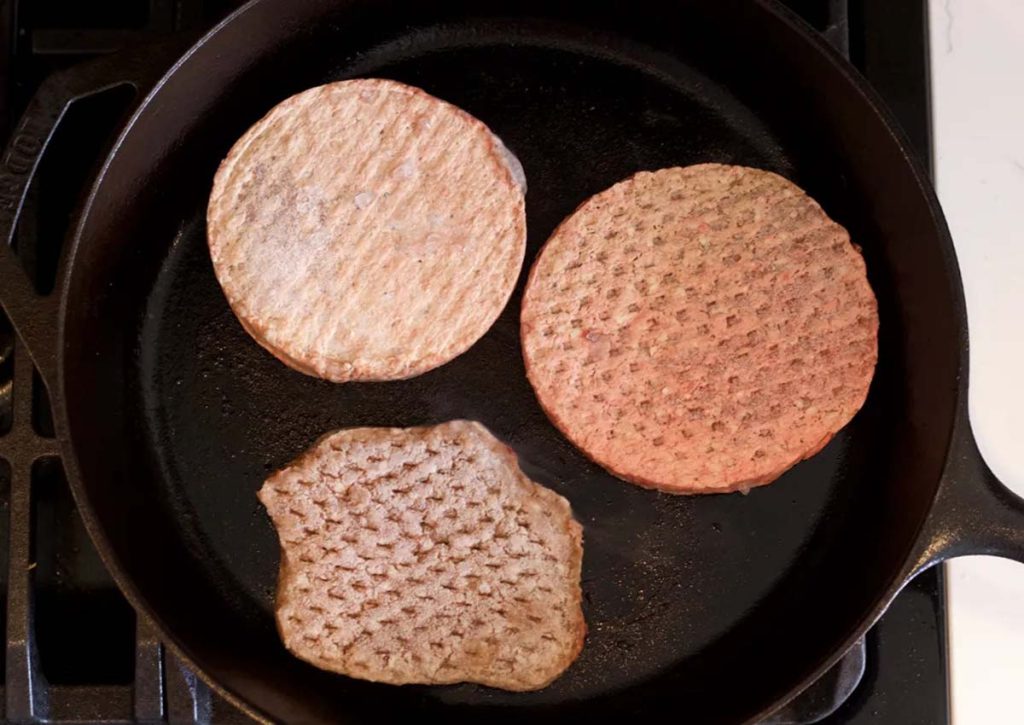 Cooking Frozen Burgers on the Stove: A Guide to Cooked Patties插图4