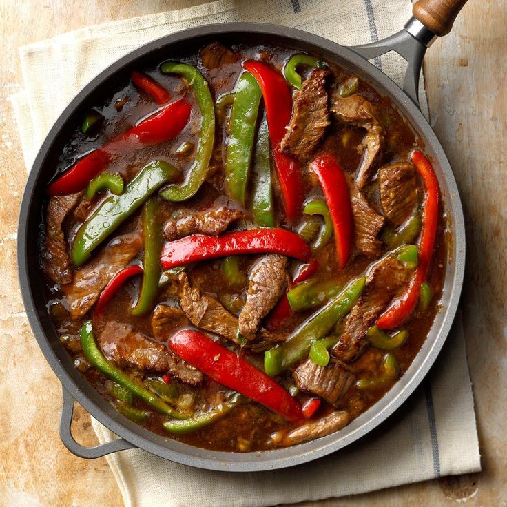 cook pepper steak on the stove